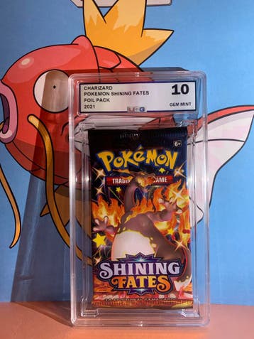 Pokémon Shining Fates Foil Pack Charizard CGC 10 Gem Mint