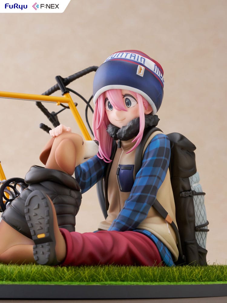 Campamento relajado F: Estatua de NEX PVC 1/7 Nadeshiko Kagamihara 13 cm