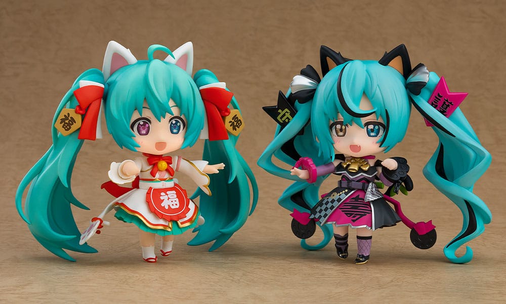 Karakter Vokal Serisi 01 Nendoroid Aksiyon Figürü Hatsune Miku: Siyah Maneki Miku Ver. 10 cm