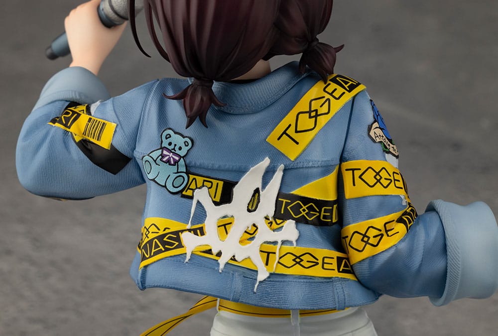 Girls Band Cry Pvc Statup 1/7 Nina ISERI 20 cm