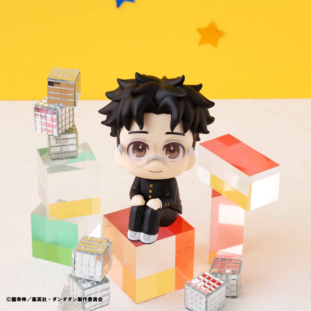 Dandadan Look Up Pvc Statue Okarun 11 cm