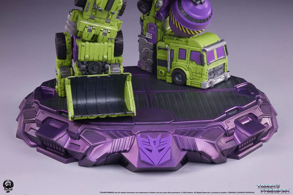 Transformers: statue della scala Museam devastator