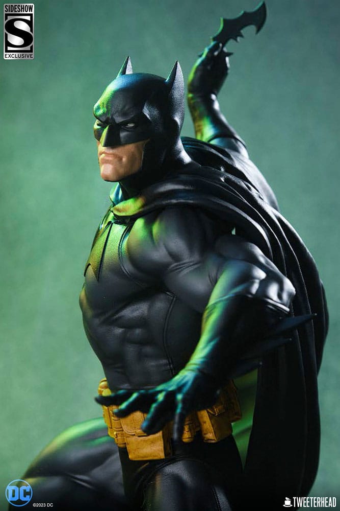 DC Comics Maquette 1/4 Batman (Black and Grey Edition) 66 cm