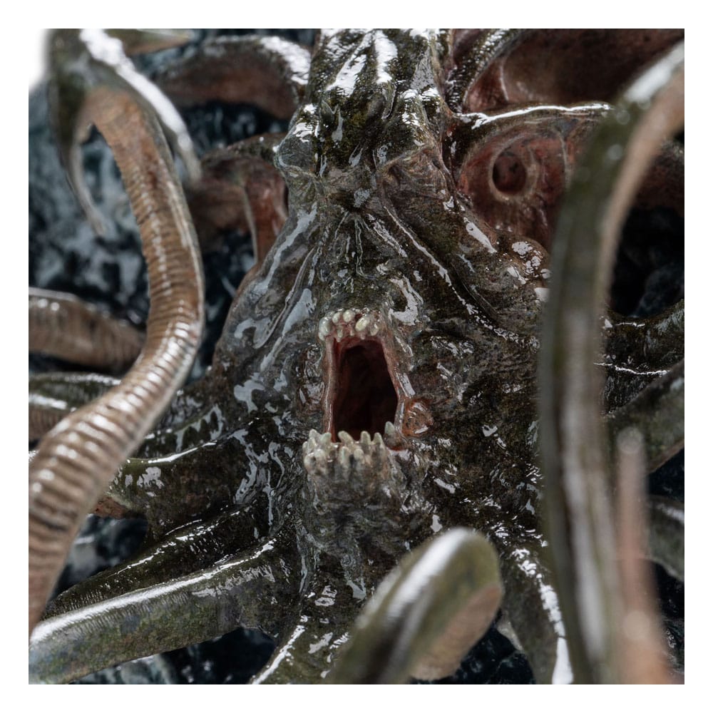 Mini observador de la mini estatua del señor de los anillos en el agua 9 cm