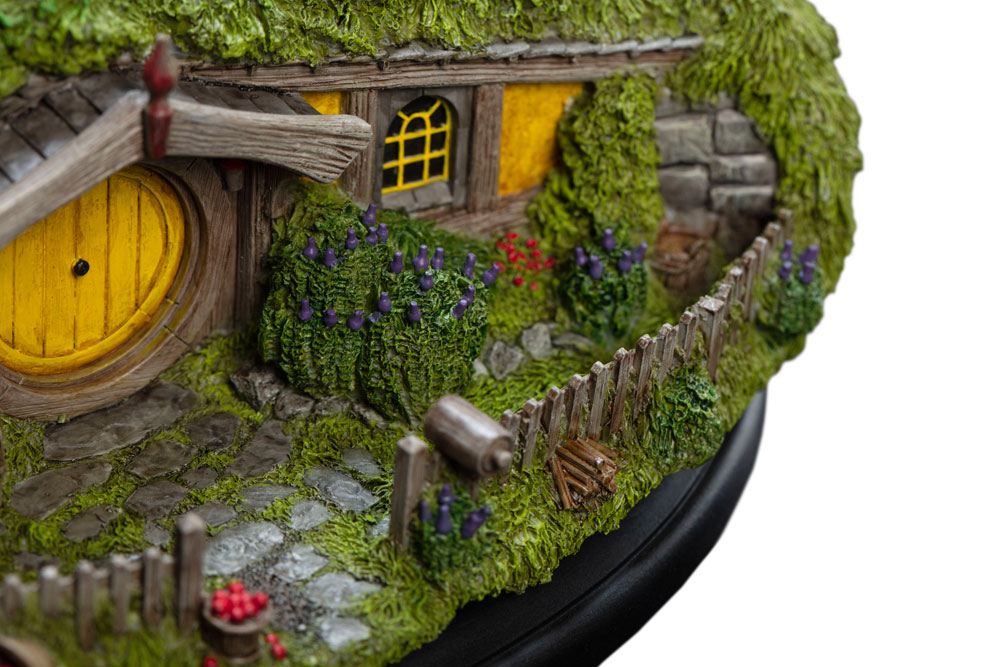Hobbit en uventet reisestatue #13 Apple Orchard 20 cm