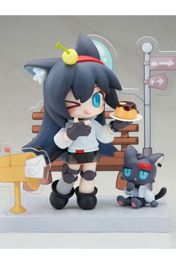 Arknights PVC Statue Dessert Time Series Q-figure Blaze 11 cm