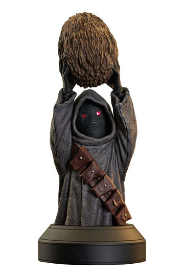 Star Wars: The Mandalorian Bust 1/6 Offworld Jawa with Mudhorn Egg 15 cm