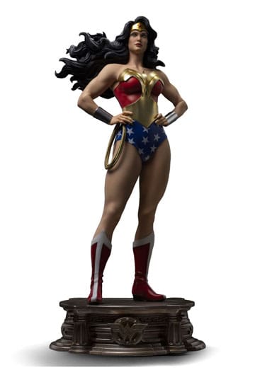 DC Comics Legacy Replica Statue 1/4 Wonder Woman 56 cm