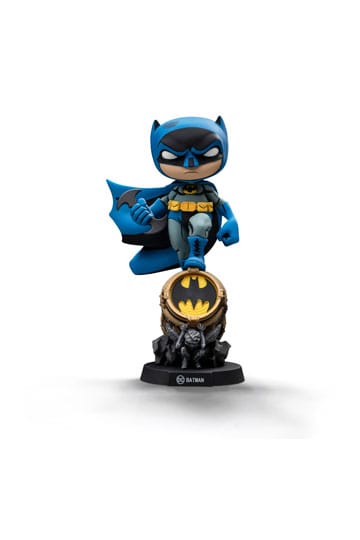 Batman Mini Co. Figura in PVC Batman su Bat-segnale (variante blu) 15 cm