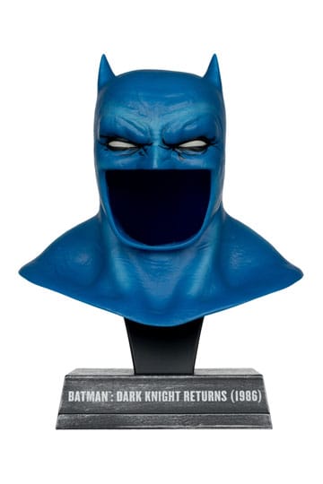 The Dark Knight Retourneert DC Direct Mini Replica 1/3 Batman Cowl 19 cm