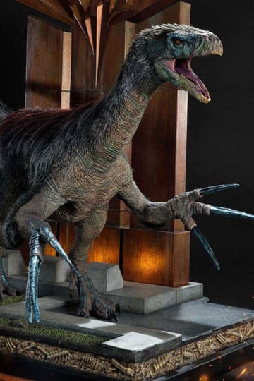 Jurassic World: Dominion Legacy Museum Collection Statue 1/15 Therizinosaurus Final Battle Bonus versjon 55 CM