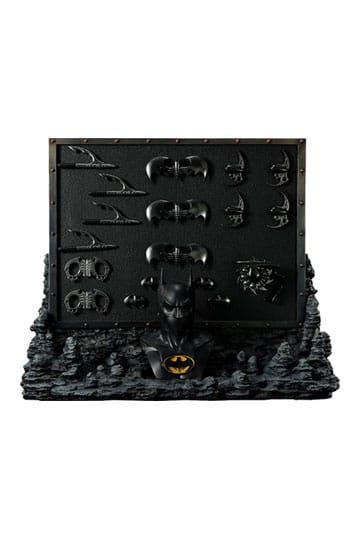 Batman Forever Museum Masterline Series Statue 1/3 Batman Gadget Wall 49 cm