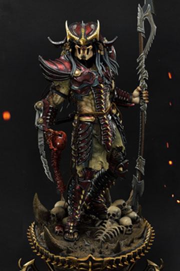 Het Predator -standbeeld Sengoku Predator 89 cm