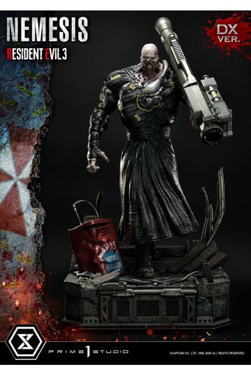 Resident Evil 3 Statue 1/4 Nemesis Deluxe versión 92 cm