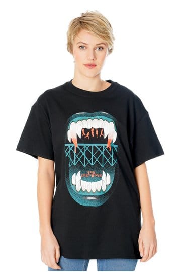Les garçons perdus T-Shirt Vintage suspendu