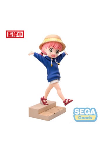 SPY X FAMIGLIA LUMINASTA PVC Statue Anya Forger Resort! 16 cm