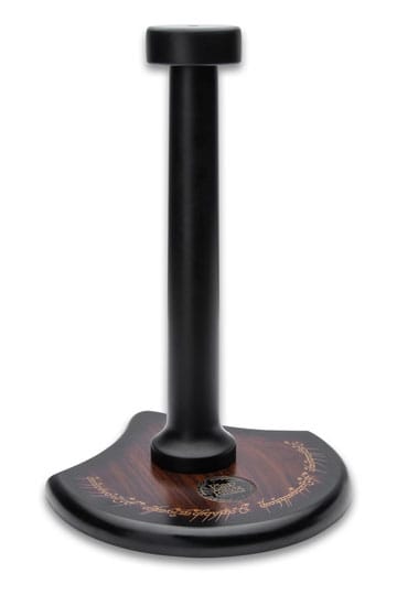 Lord of the Rings: Helm Display Stand