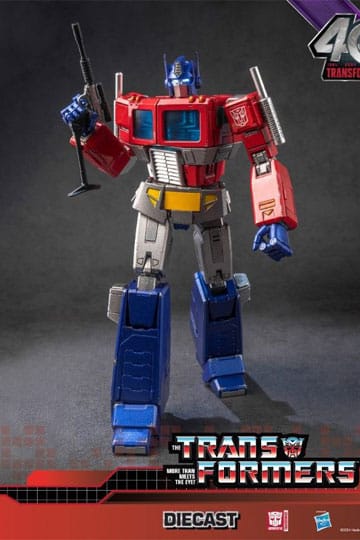 Transformers: Generation One AMK Pro Series Plastic Model Kit Optimus Prime 20 cm