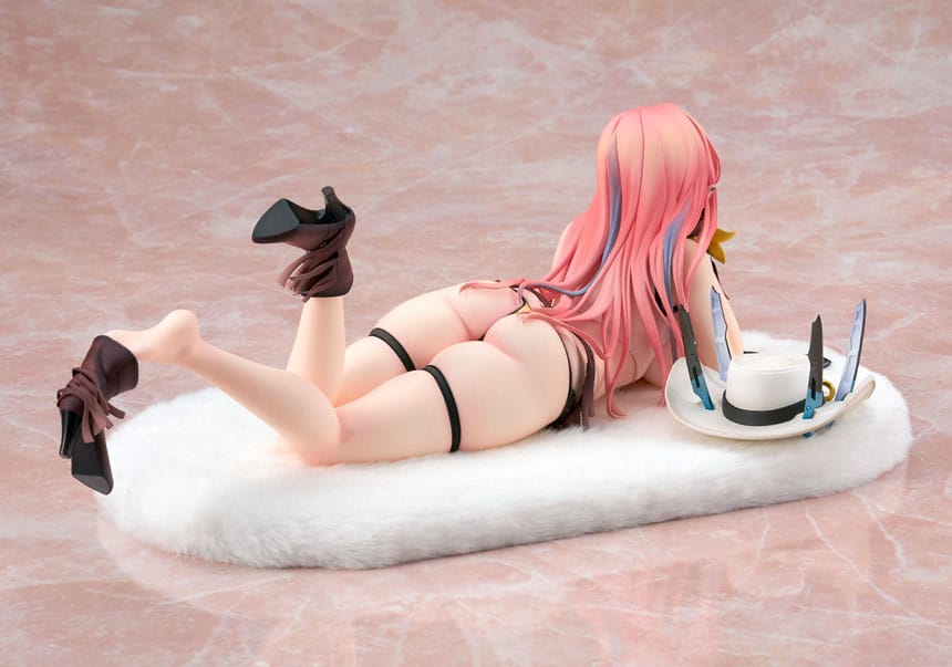 Azur Lane PVC Statue 1/7 Bremerton Hugging Pillow Ver. 10 cm