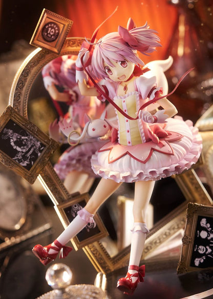 Puella Magi Madoka Magica Statue 1/7 Madoka Kaname 10 -jähriges Jubiläum Ver. 25 cm