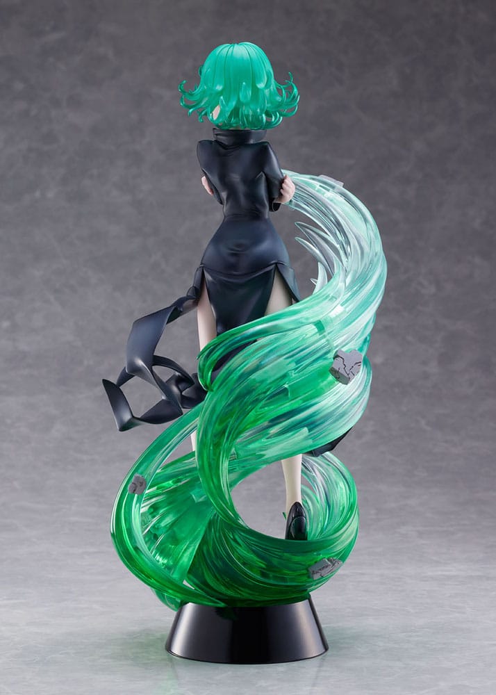 Une statue Pvc de Punch Man 1/7 terrible tornade 24 cm