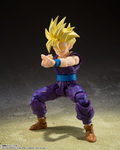 Dragon Ball Z S.H. Figuarts Action Figur Super Saiyan Son Gohan - Krigeren der overgik Goku 11 cm