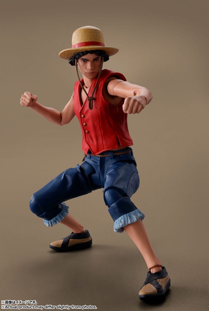 Tek Parça S.H. Figuarts aksiyon figürü Monkey D. Luffy (Netflix) 14 cm