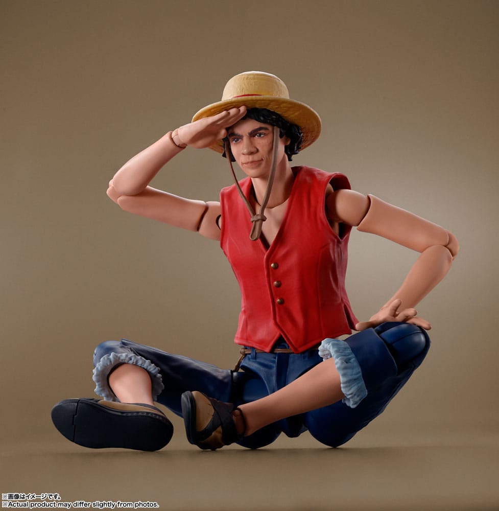 Tek Parça S.H. Figuarts aksiyon figürü Monkey D. Luffy (Netflix) 14 cm