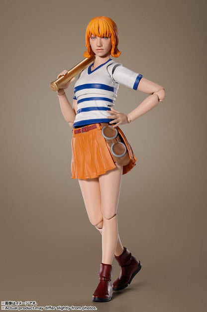 One Piece Live Action S.H. Figuarts aksiyon figürü nami 15 cm