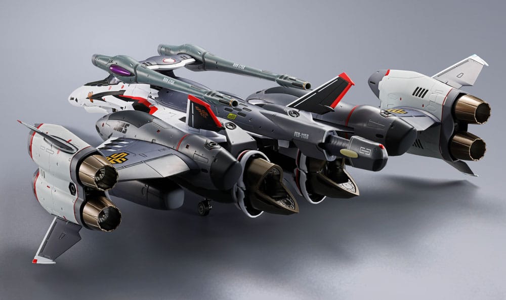 Macross Frontier DX Chogokin Action Figure Tornado Messiah Valkyrie Alto Saotome Use Revival Ver. 25 cm