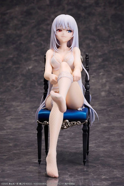 Dato en kugle PVC -statue 1/7 hvid dronning 17 cm