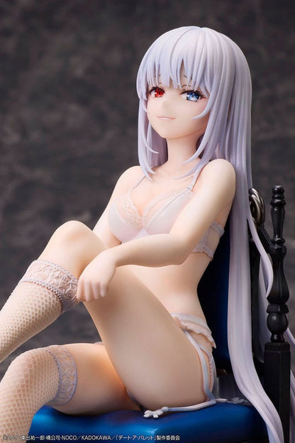 Dato en kugle PVC -statue 1/7 hvid dronning 17 cm