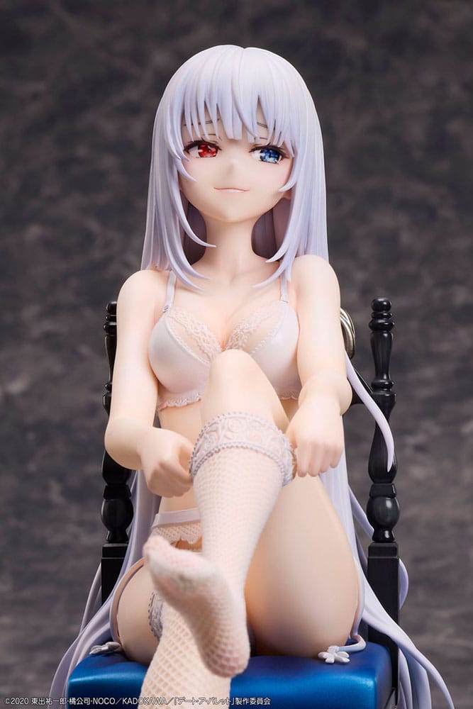 Dato en kugle PVC -statue 1/7 hvid dronning 17 cm