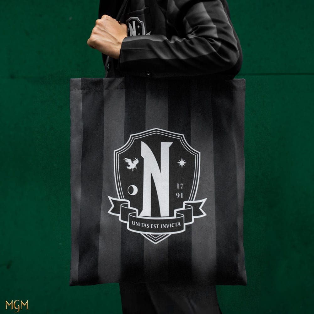 Woensdag: Nevermore Academy Tote Bag