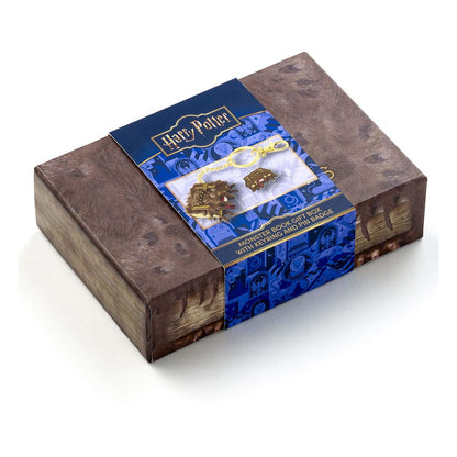 Harry Potter: Monster Book Anahtarlık ve Rozet Hediye Seti