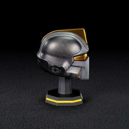 Helldivers 2 Replica 1/4 Casco dell'Eroe della Federazione 11 cm