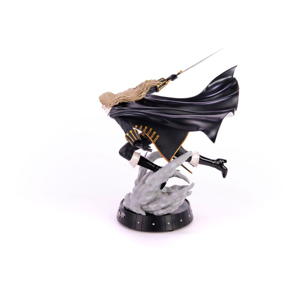 Castlevania Symphony of the Night Statue Dash Attack Alucard 30 cm