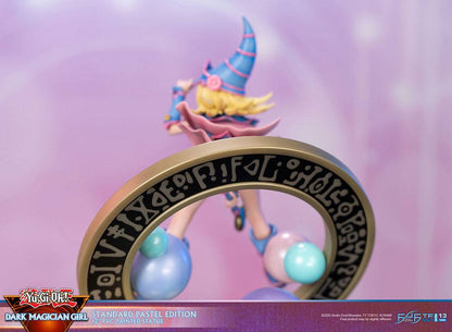 Yu-Gi-Oh! PVC Statue Dark Magician Girl Standard Pastel Edition de 30 cm