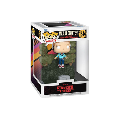 Stranger Things Pop Moments Deluxe Vinyl Figures Max at Cemetery 9 cm