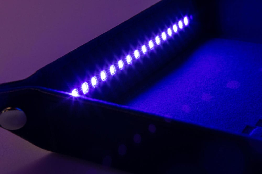 FanRoll Shadowlight Plateau à dés pliable Blacklight Noir