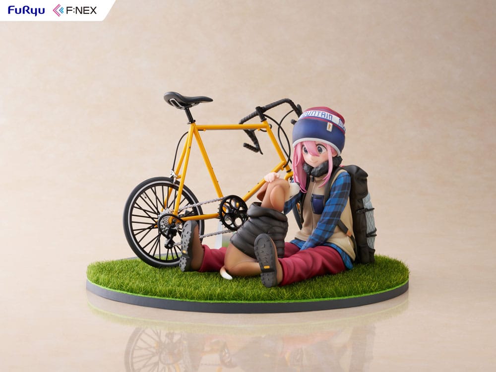 Campamento relajado F: Estatua de NEX PVC 1/7 Nadeshiko Kagamihara 13 cm