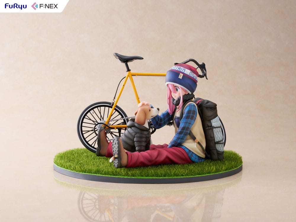 Campamento relajado F: Estatua de NEX PVC 1/7 Nadeshiko Kagamihara 13 cm