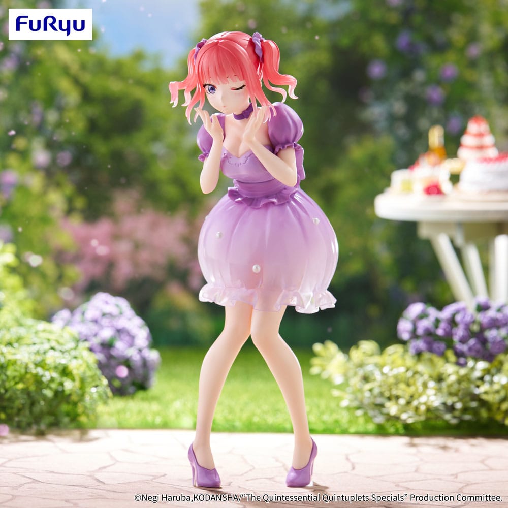 Özlü Quintuplets Trio-try-It PVC heykeli Nakano Nino Pastel Elbise Ver. 21 cm