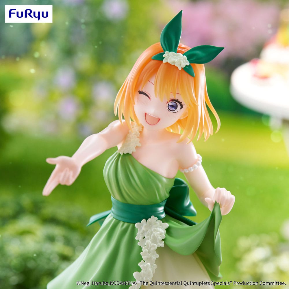 Die typischen Quintuplets Trio-Try-it PVC-Statue Nakano Yotsuba Pastell Kleid ver. 22 cm