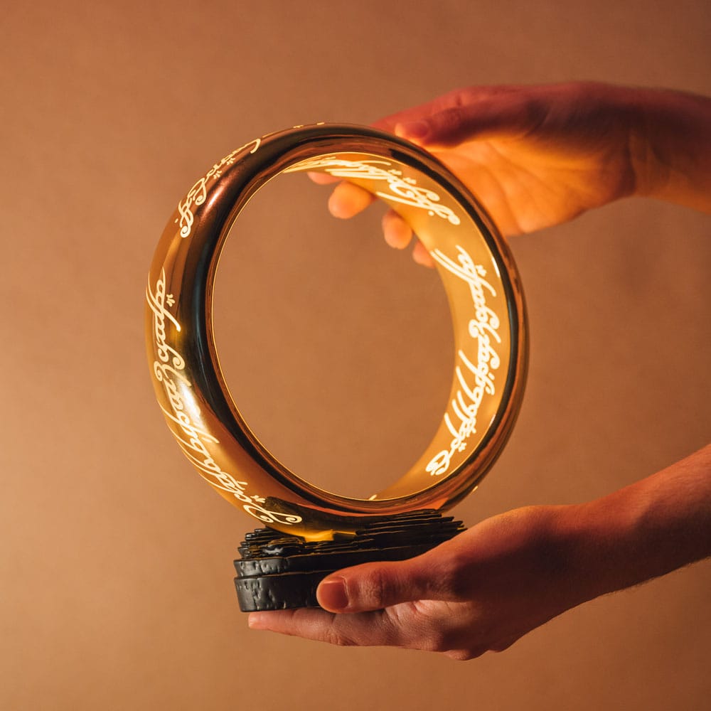 Sagan om ringen-lampa med USB-C One Ring