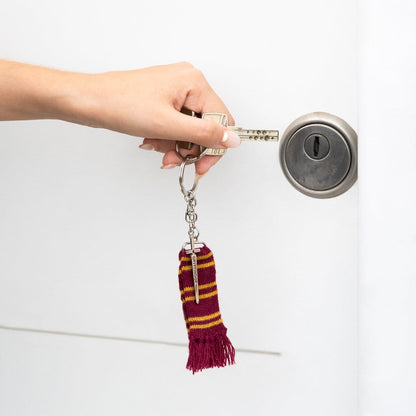 Harry Potter privjesak Gryffindor šal 15 cm