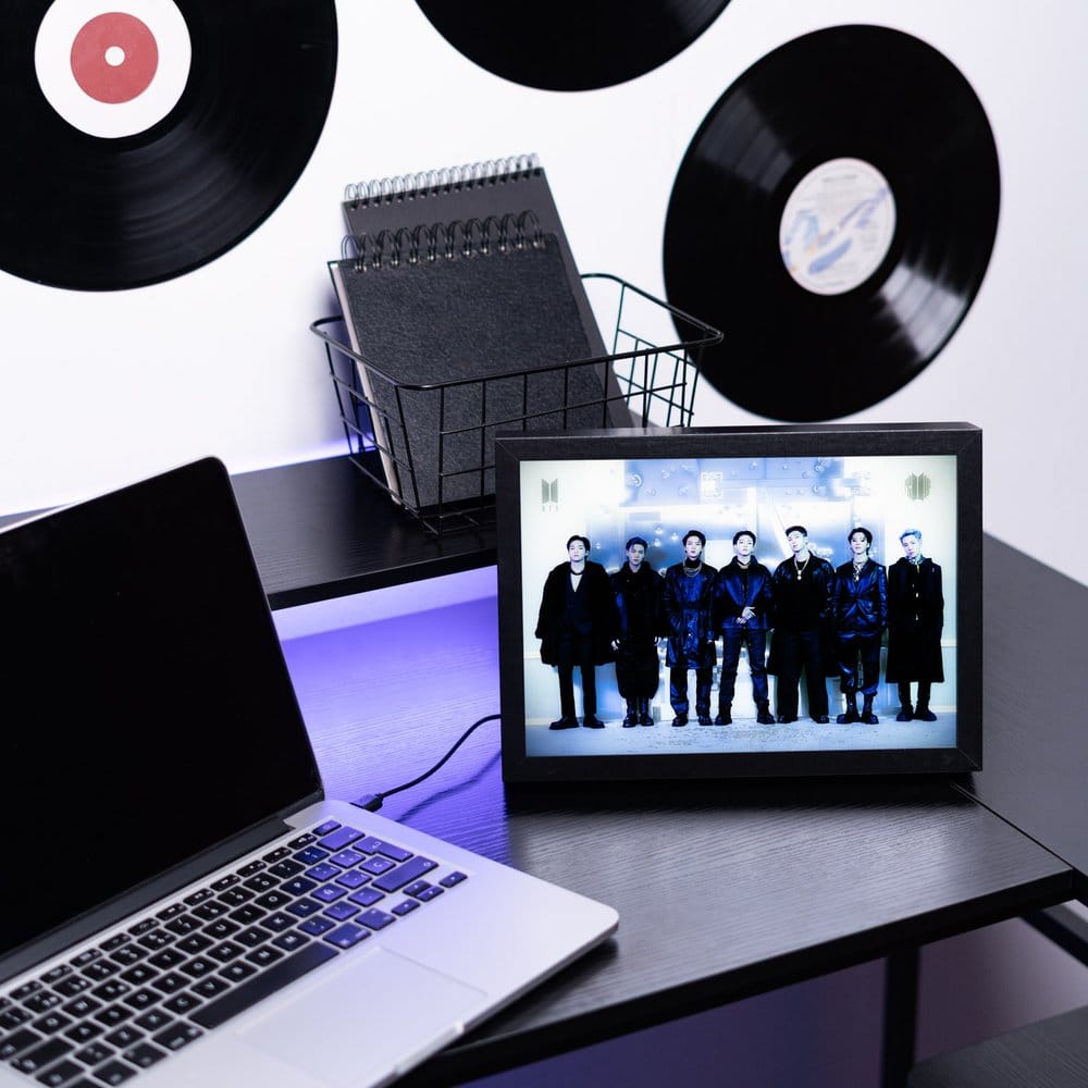 BTS Indrammet LED-print