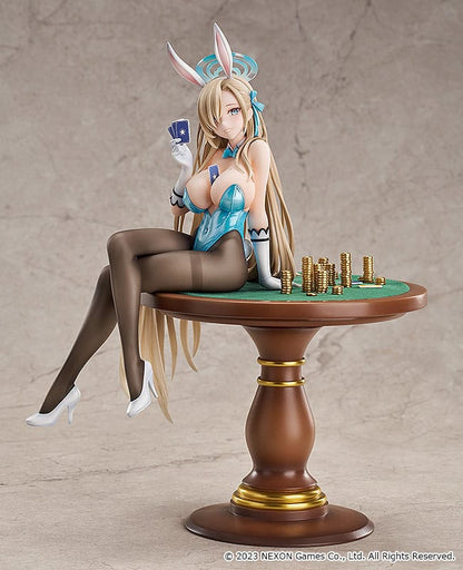 Mavi Arşiv PVC Heykeli 1/7 ASUNA ICHINOSE (Tavşan Girl): Oyun oynuyor Ver. 25 cm