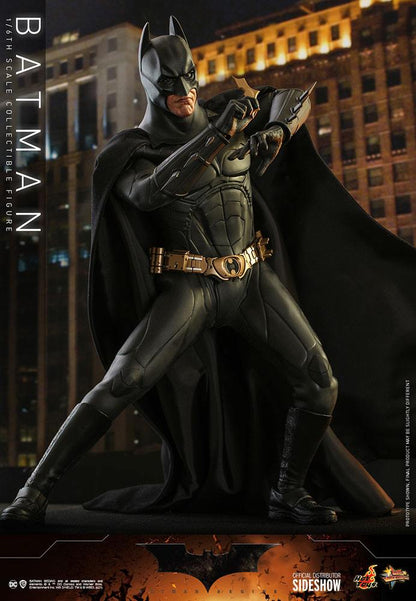 Batman begynner film mesterverk handling Figur 1/6 Batman Hot Toys Eksklusiv 32 cm