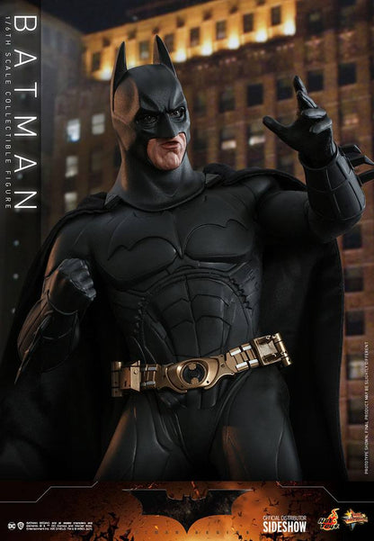 Batman begynner film mesterverk handling Figur 1/6 Batman Hot Toys Eksklusiv 32 cm